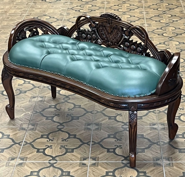 Скамья резная  